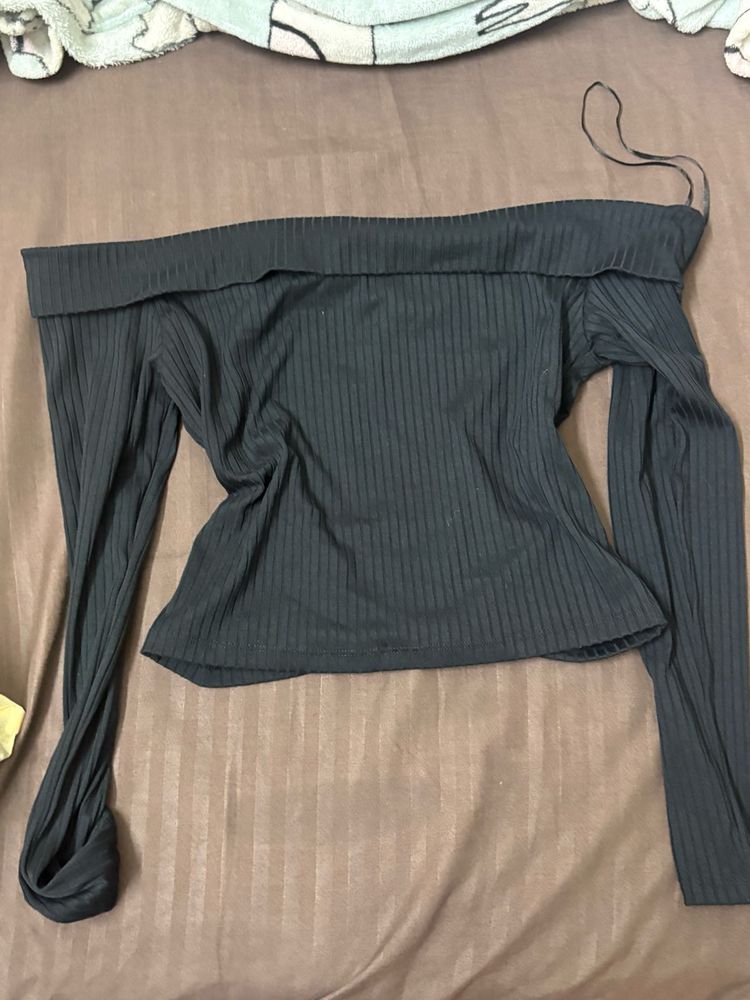 Black Ribbed Off-Shoulder Long Sleeve Top Siz