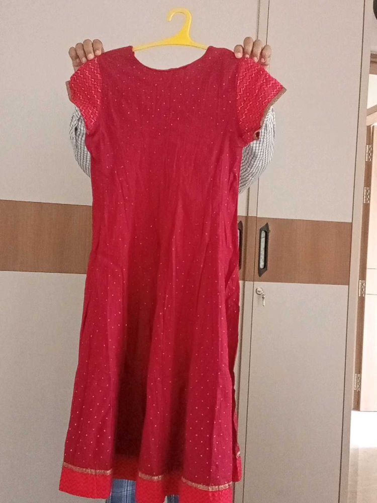 Red Kurta