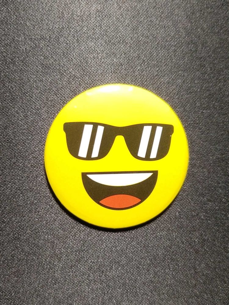 Smily face Pin Badge for bags 🎒