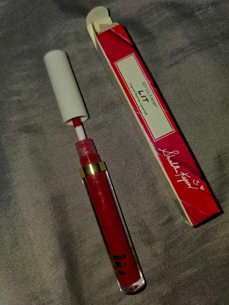 MyGlamm LIT Liquid Matte Lipstick