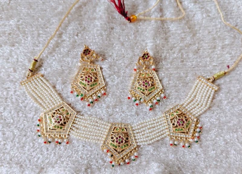 Elegant Pearl &amp; Gold Jewelry Set