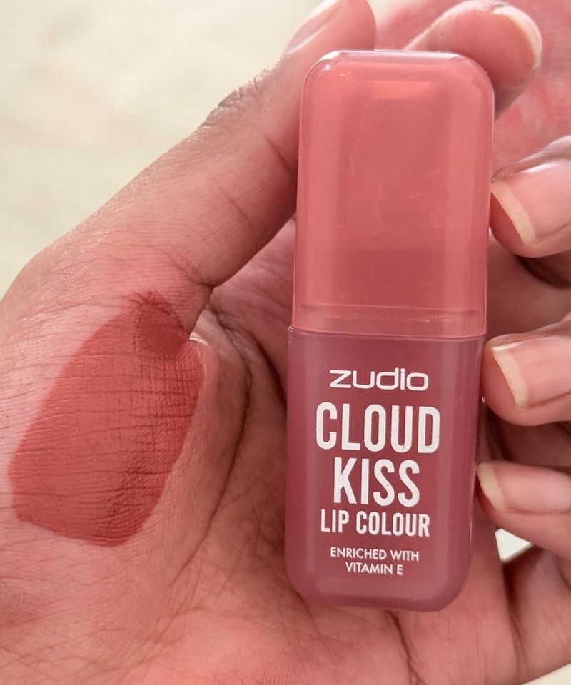 Zudio Cloud Kiss Lip Colour