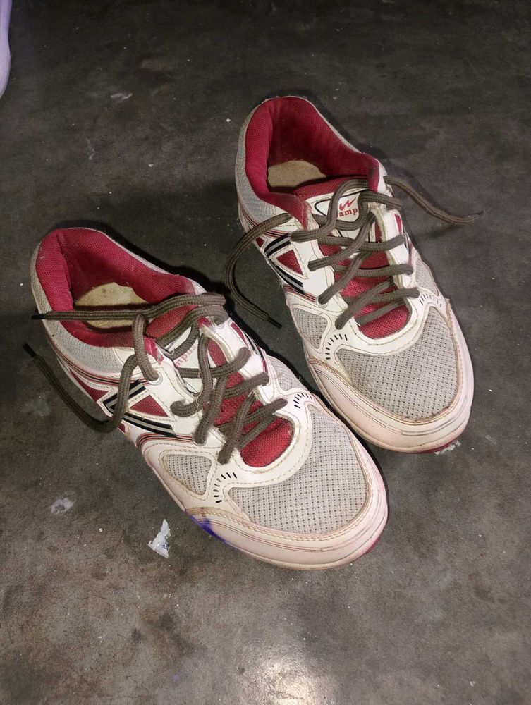 Sports Shoes
