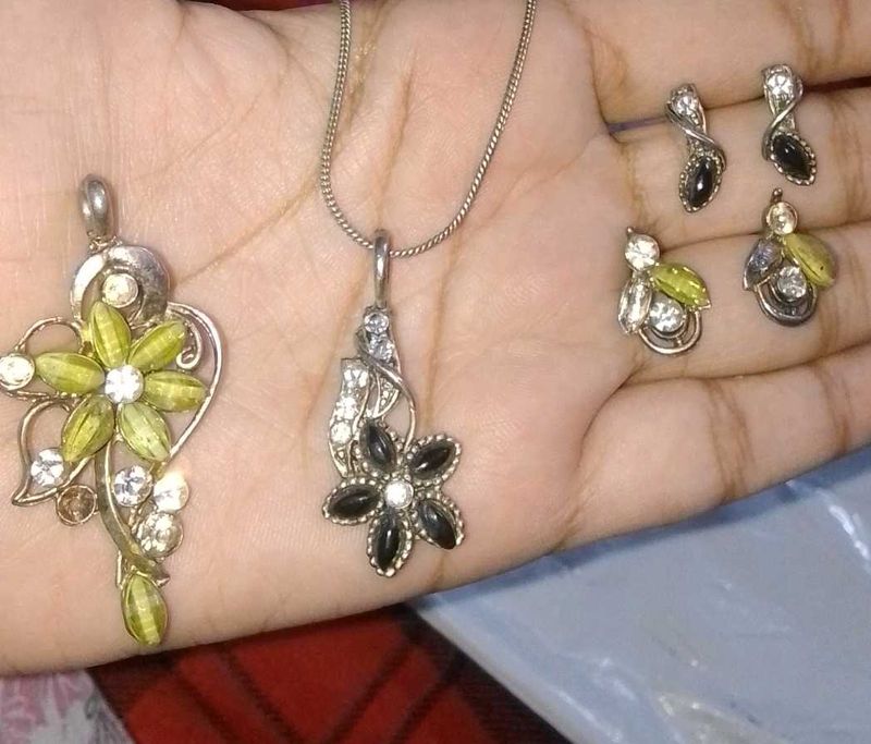 2pair Floral Pendant Necklace &amp; Earrings Set