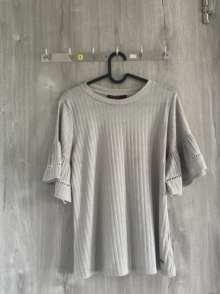 Grey Ribbed Bell Sleeve Top