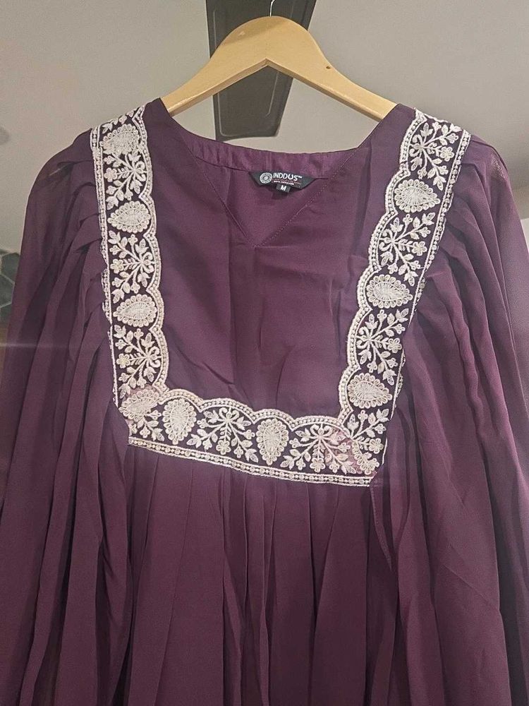 Elegant Embroidered Kurta