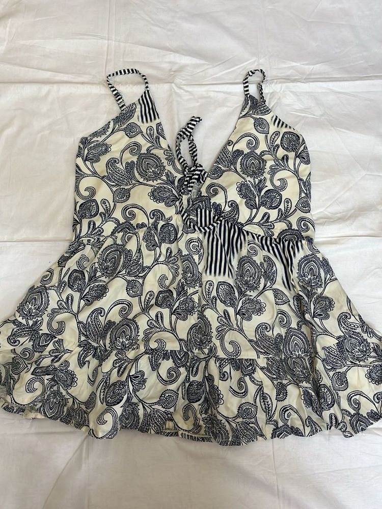Stylish Paisley Print Cami Top