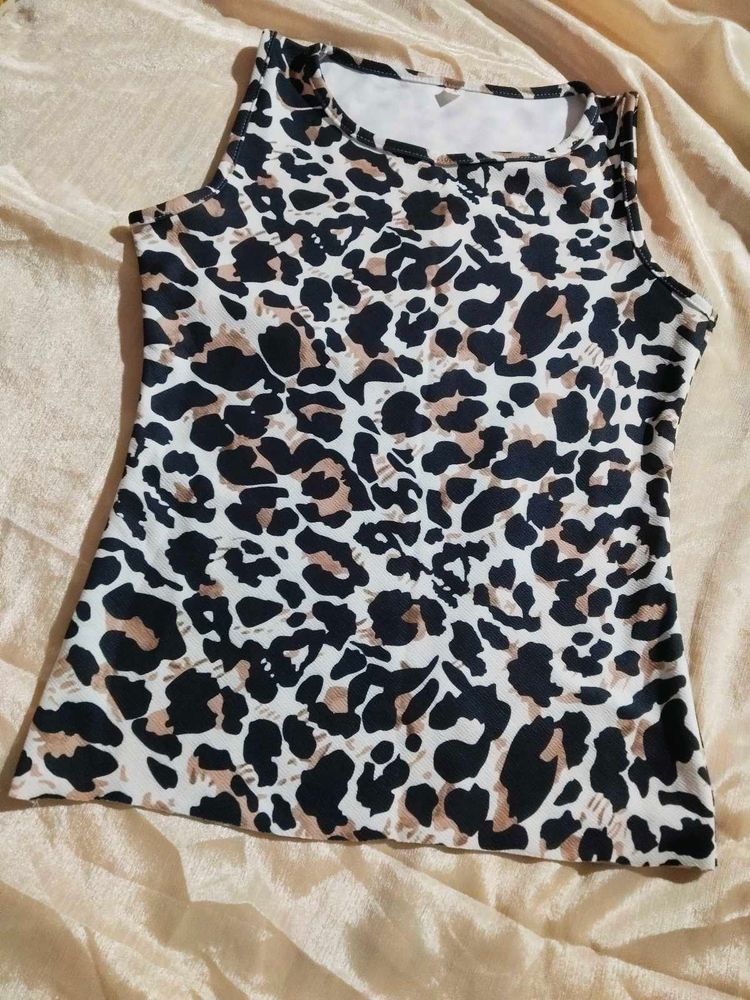 Chetah print top
