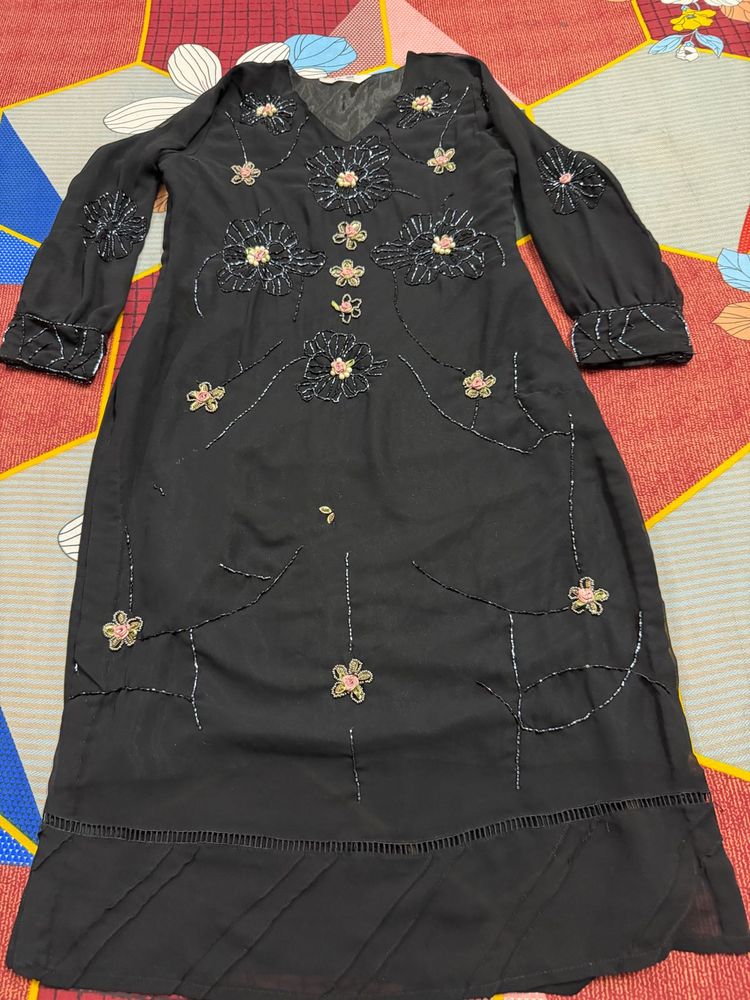 black kurta with duppata