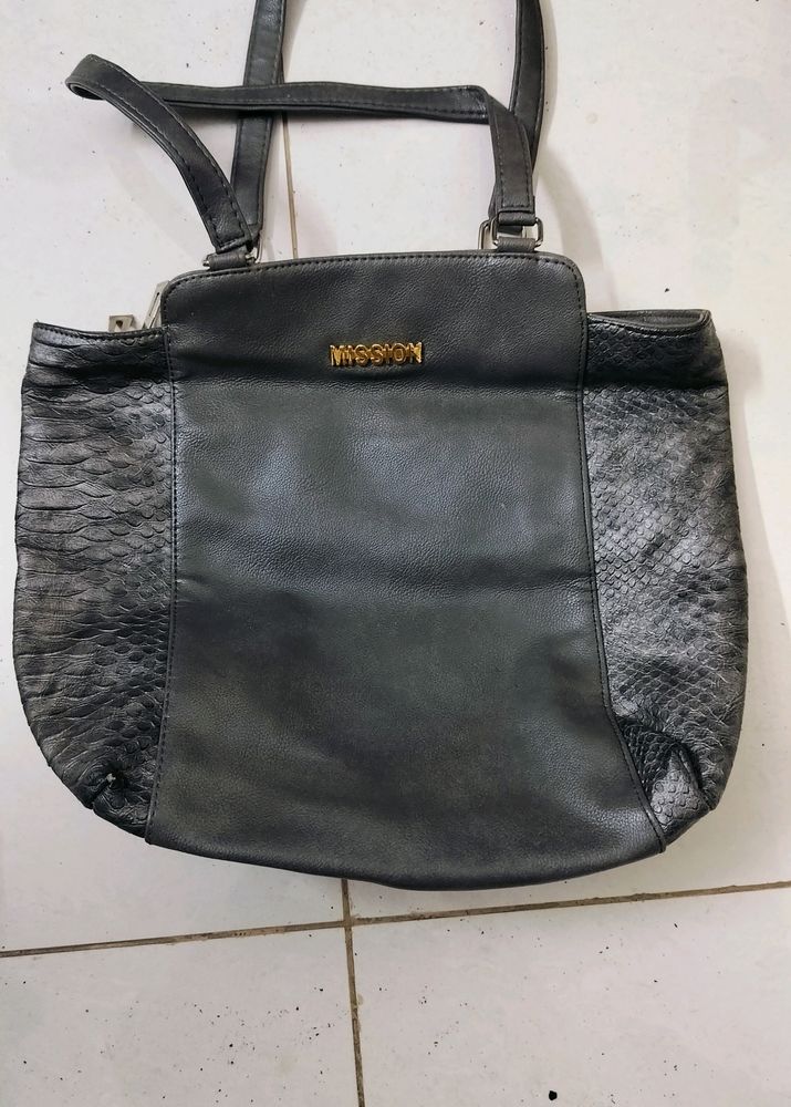 Handbag