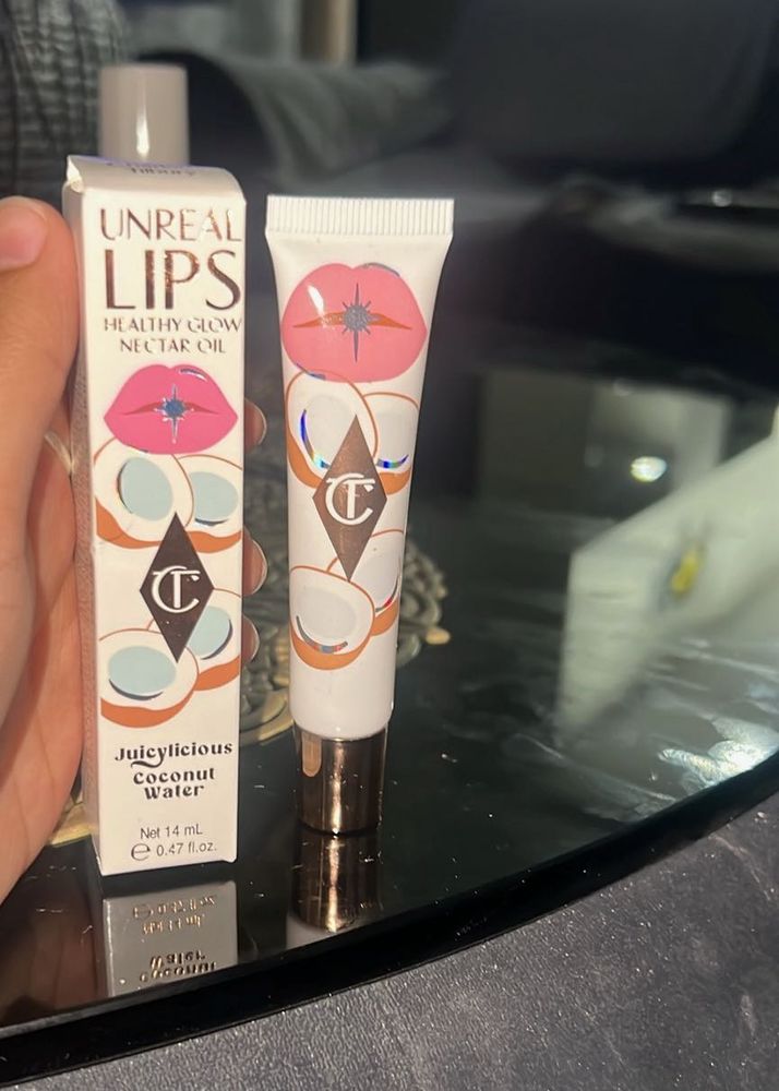 Charlotte Tilbury Unreal Lips Nectar Oil