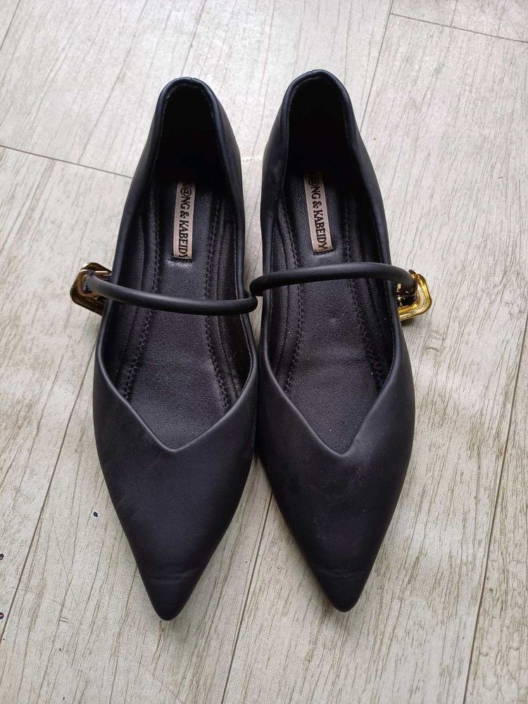 Women Flat Pointed