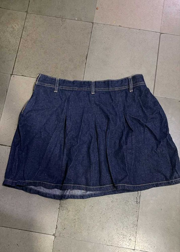Y2K demin Mini skirt 🤍🔗