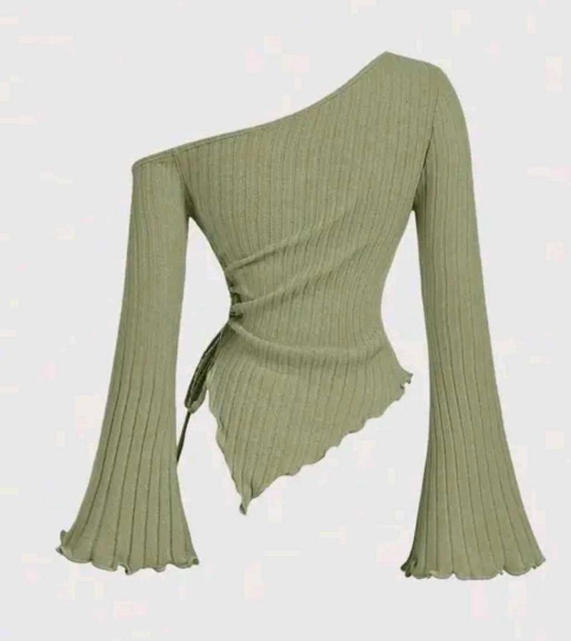 One Shoulder Flare Sleeve Top