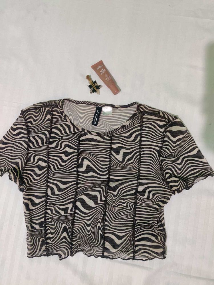 Trendy HM Zebra Print Mesh Top