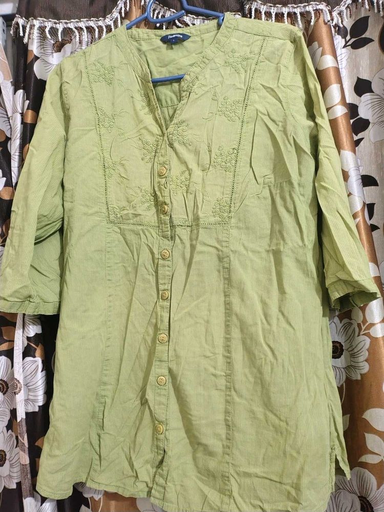 Light Green Embroidered Kurta