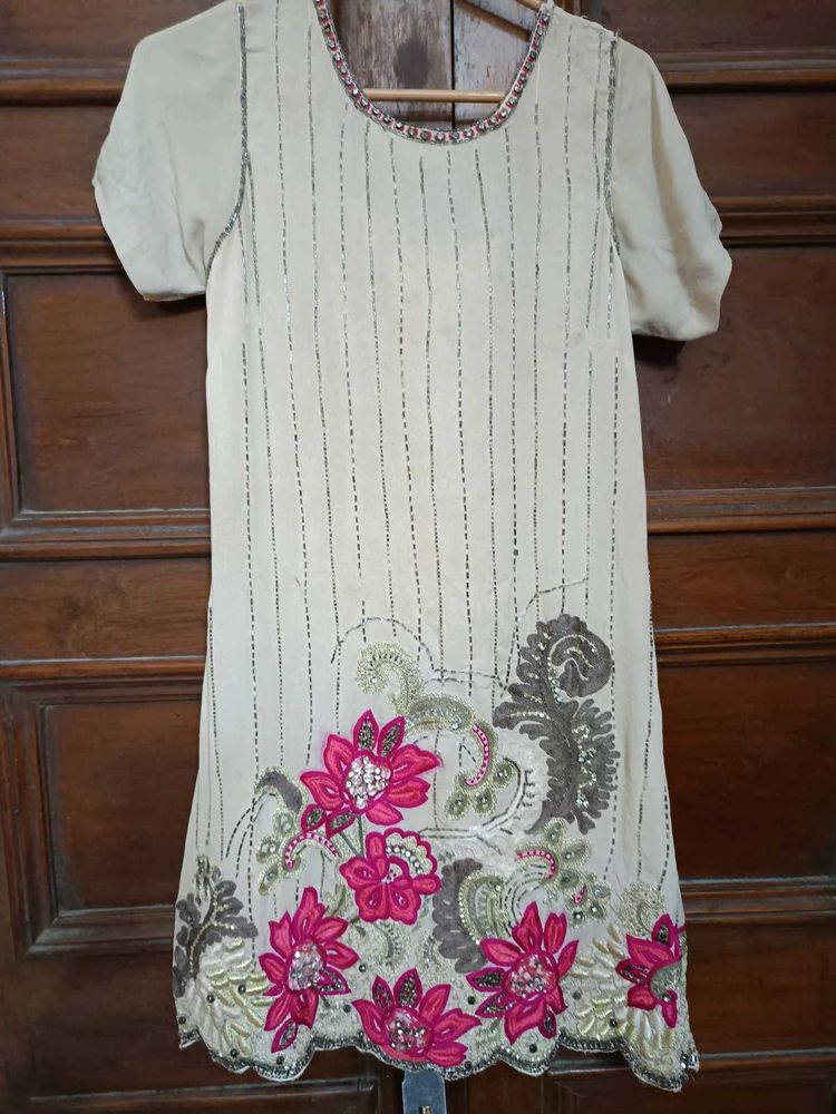 Handwork Threadwork Georgette Kurti
