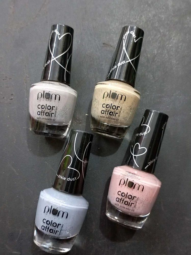 plum nail polish *4