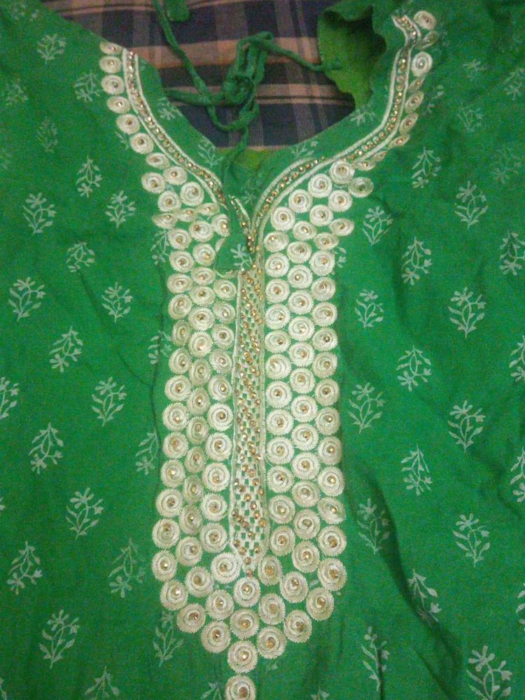 Green Embroidered Kurta