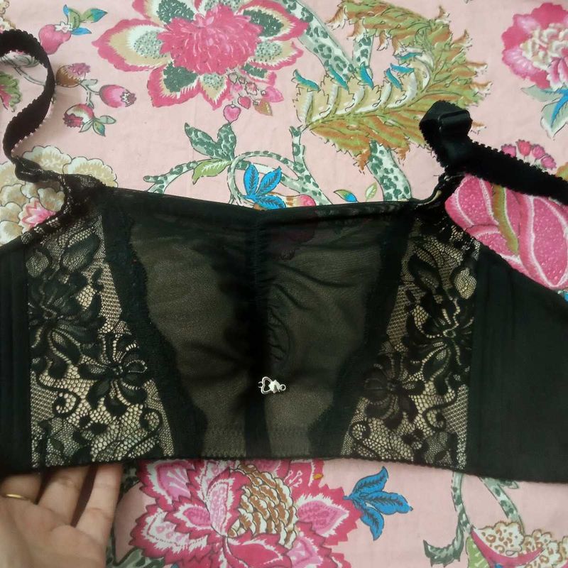 Elegant Black Lace Bra
