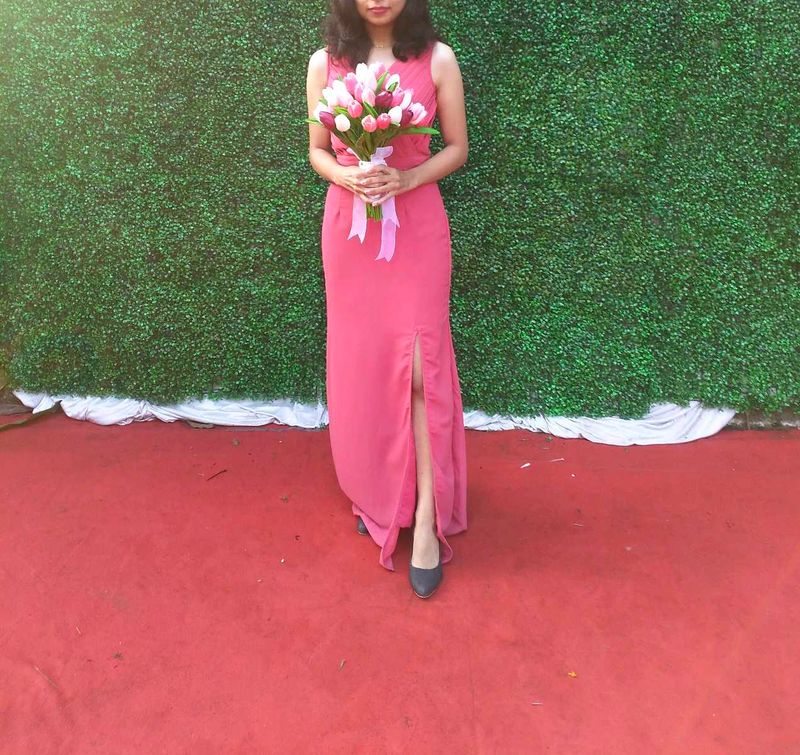 Elegant Pink Maxi Dress with Slit