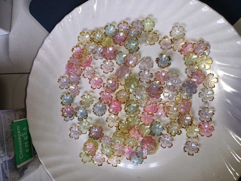 50+Embelishments flowers for crafting