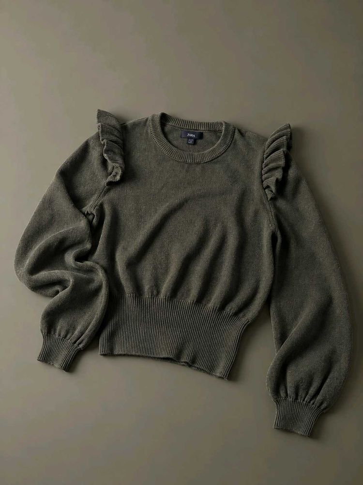 OLIVE  RUFFLE SHOULDER SWEATER