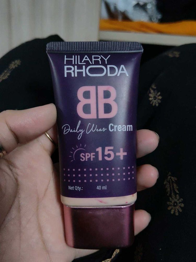 Hilary Rhoda Daily Wear BB Cream SPF 15+