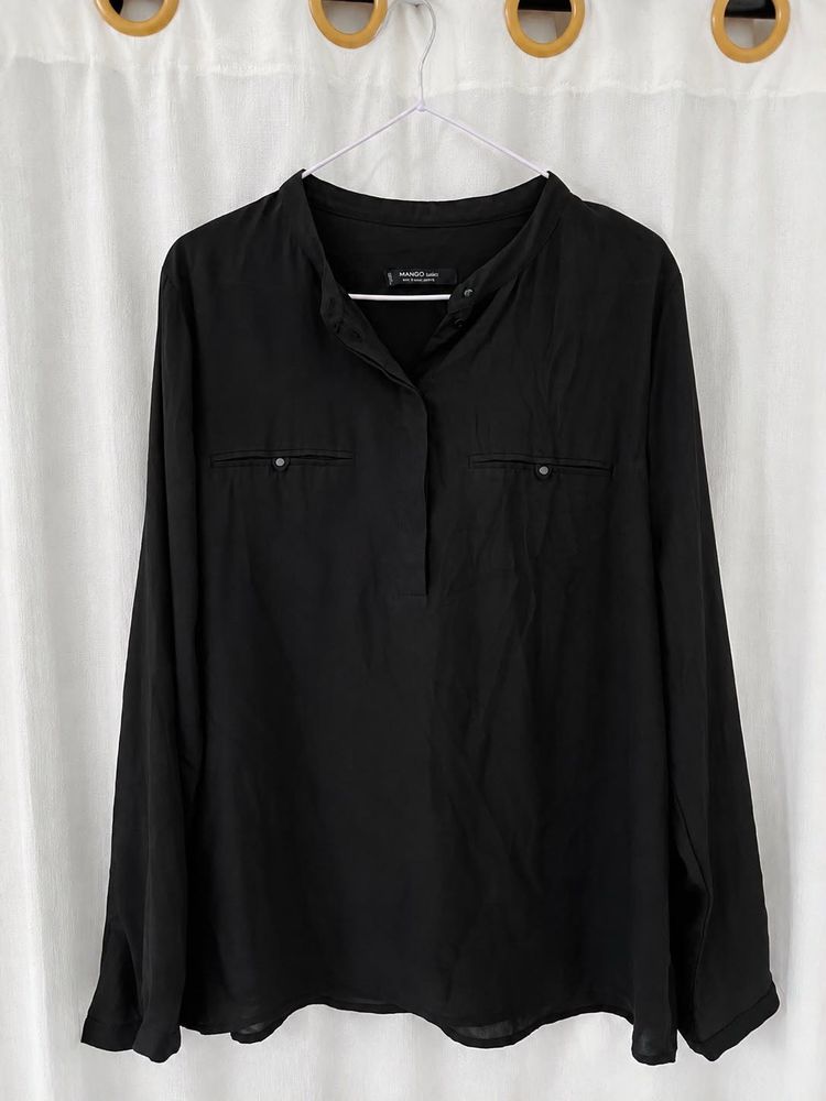 Chic Black Button-Up Long Sleeve Top
