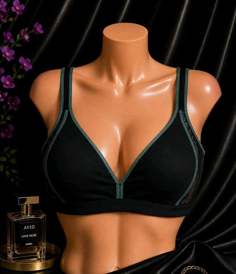 🇳🇿💫🎀Avid Black Sports Bra
