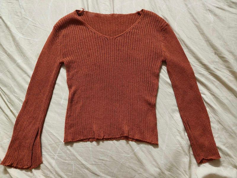 Ribbed V-Neck Long Sleeve Top