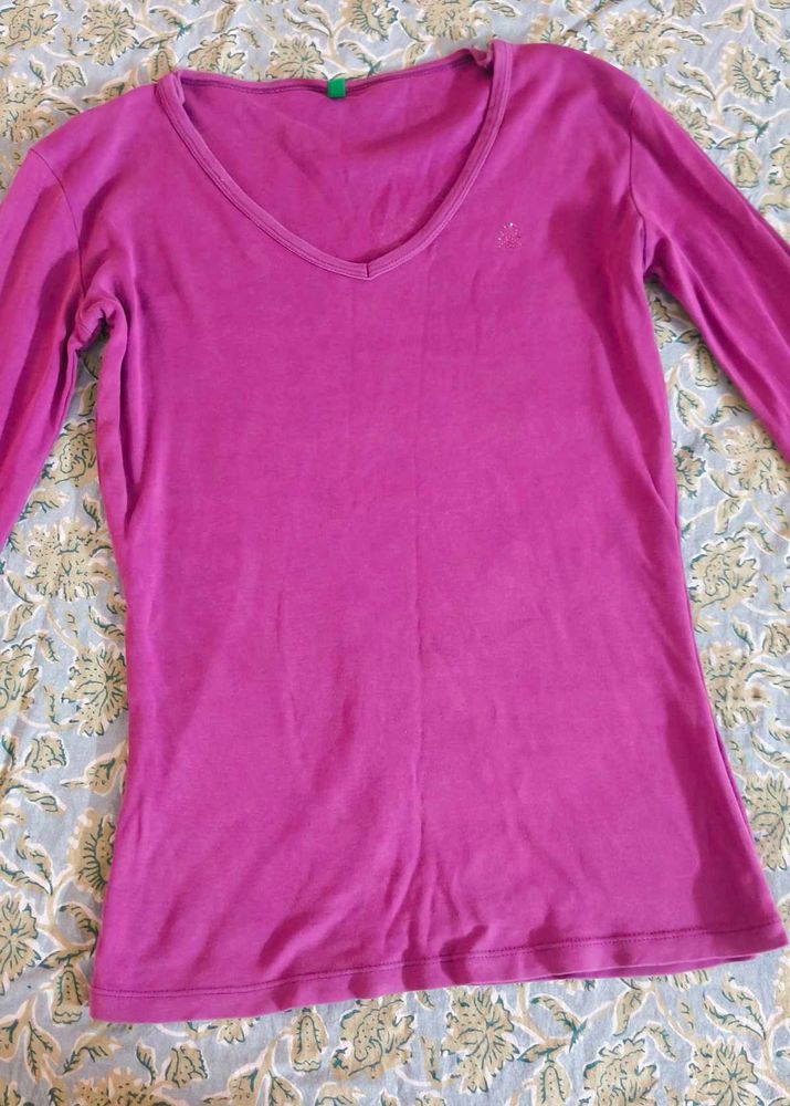 V-Neck Long Sleeve Top