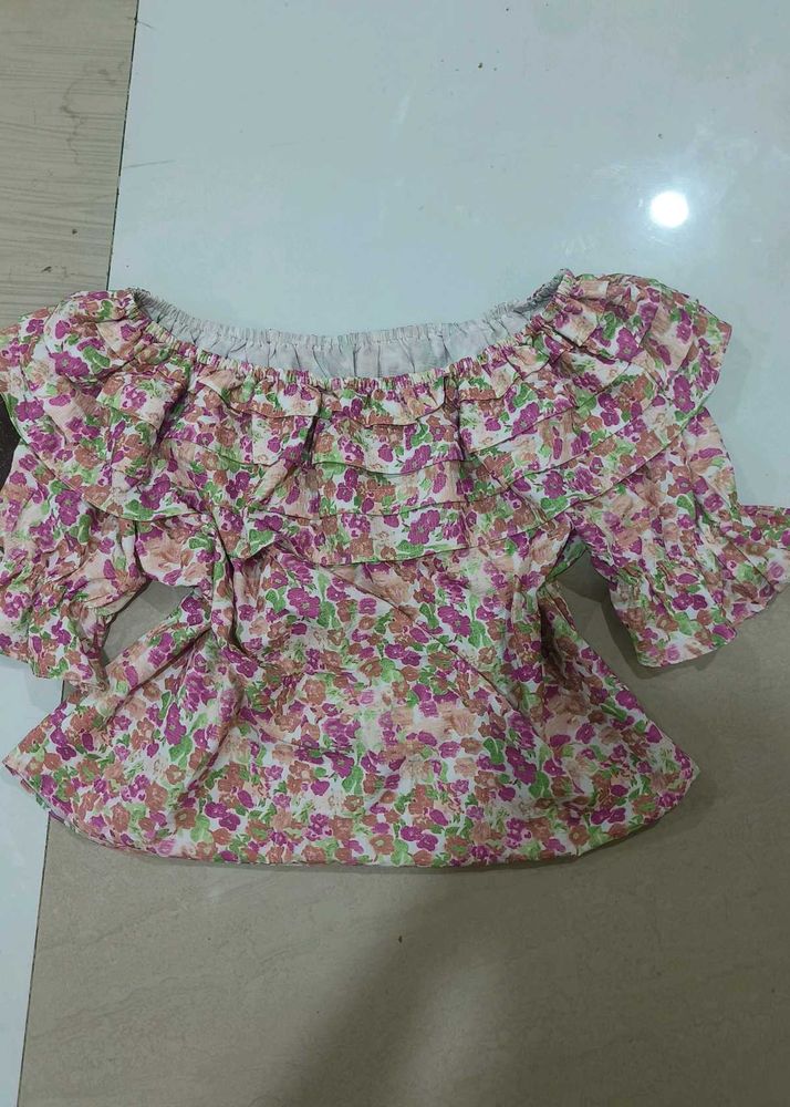 Floral Ruffle Off-Shoulder Top