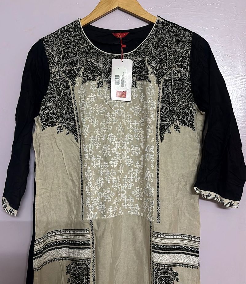 W Kurta