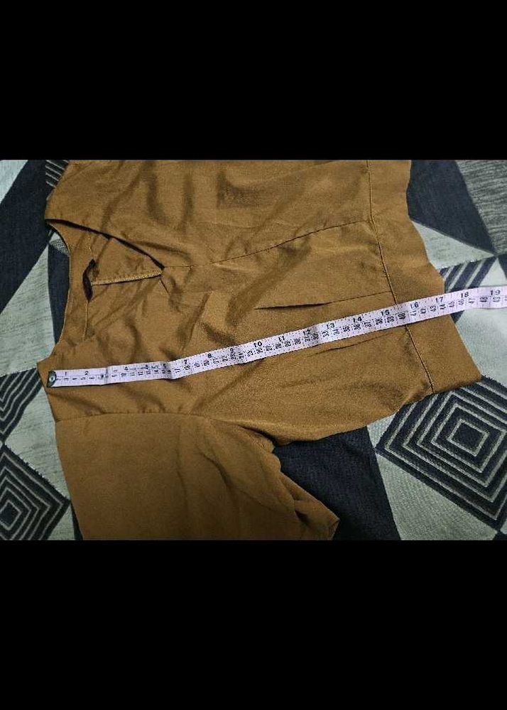 brown crop top