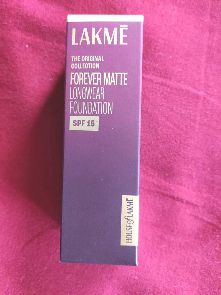 Lakme Forever Matte Foundation