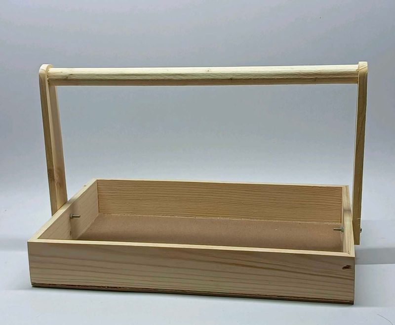 Wooden platter with Handle
