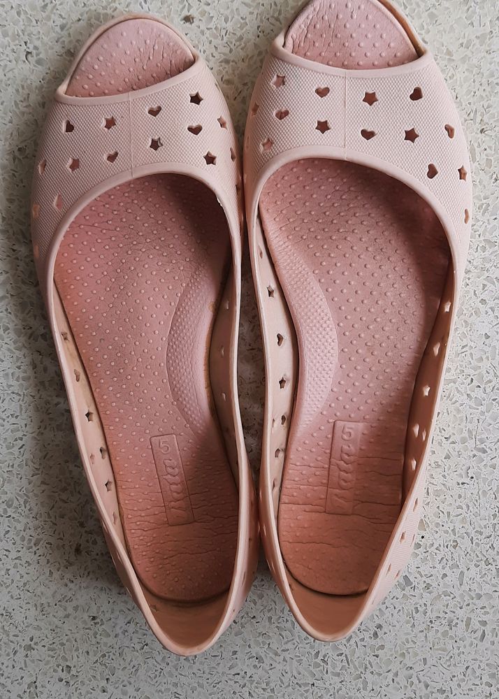 Rain Bellies From Bata