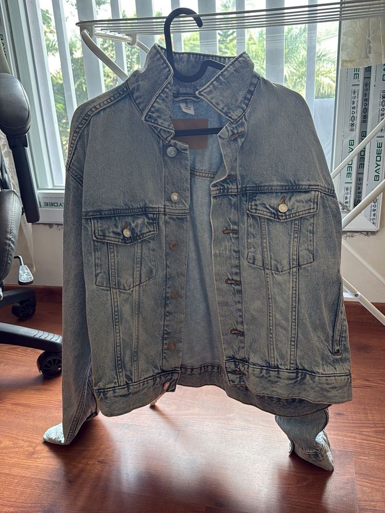 H&amp;M - Classic Denim Jacket