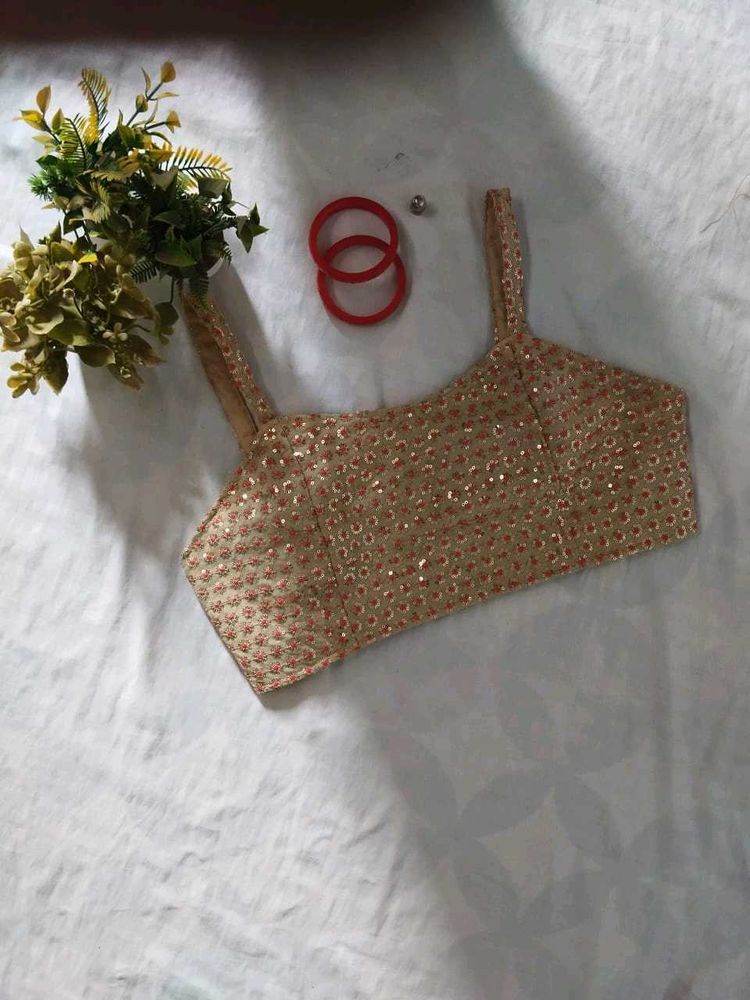 Sparkling Sequin Blouse👜