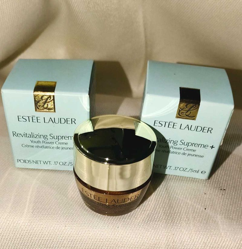 Estee Lauder Revitalizing Supreme Creme