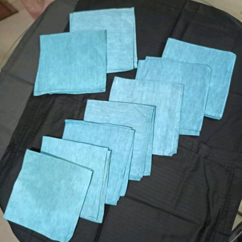 9 Piece Blue Table Napkins Set
