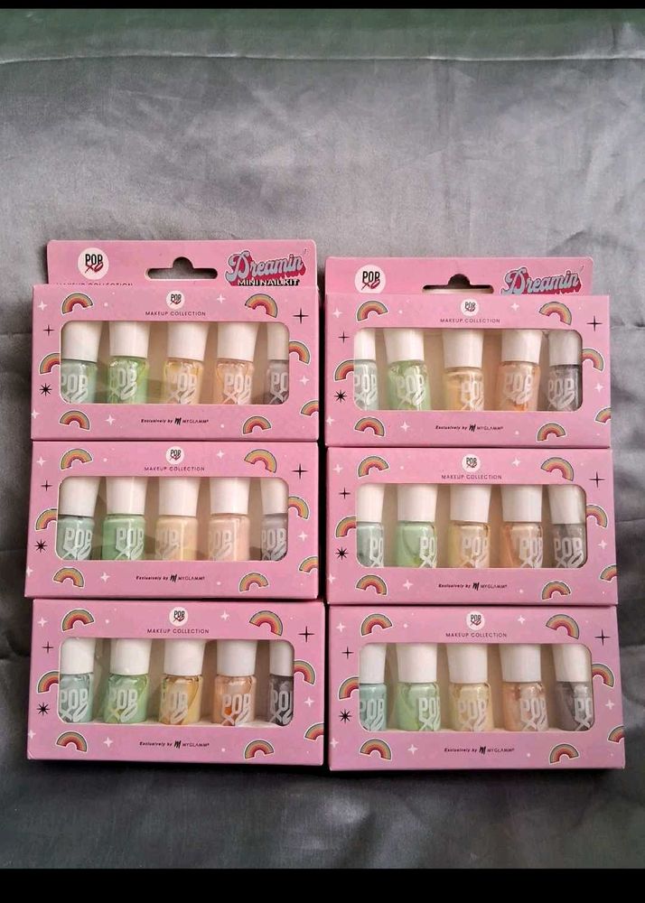 Myglamm Dreaming Mini Nail Polish kit pack 1