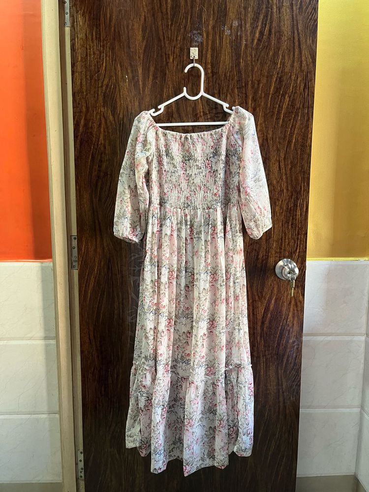 34 bust Chic Floral Print Maxi Dress women’s