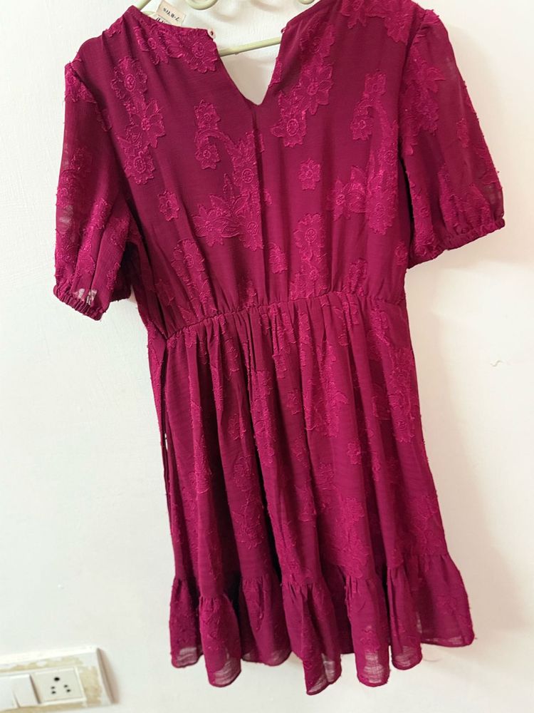 Chic Burgundy Floral Embossed Dress