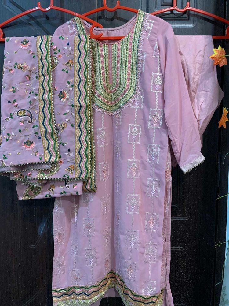 Embroidered Pink Kurta Set with Dupatta