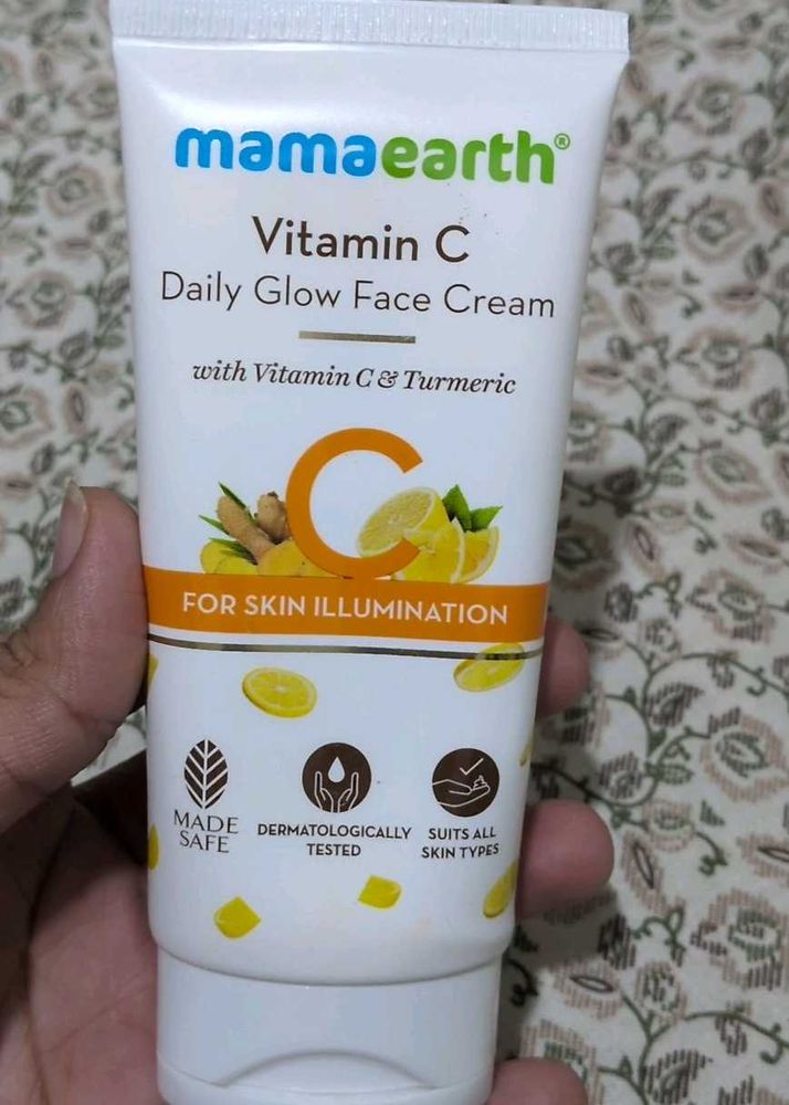 Mamaearth Vitamin C Daily Glow Face Cream