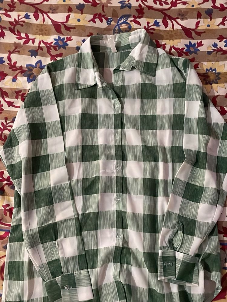 Green Plaid Button-Up Shirt