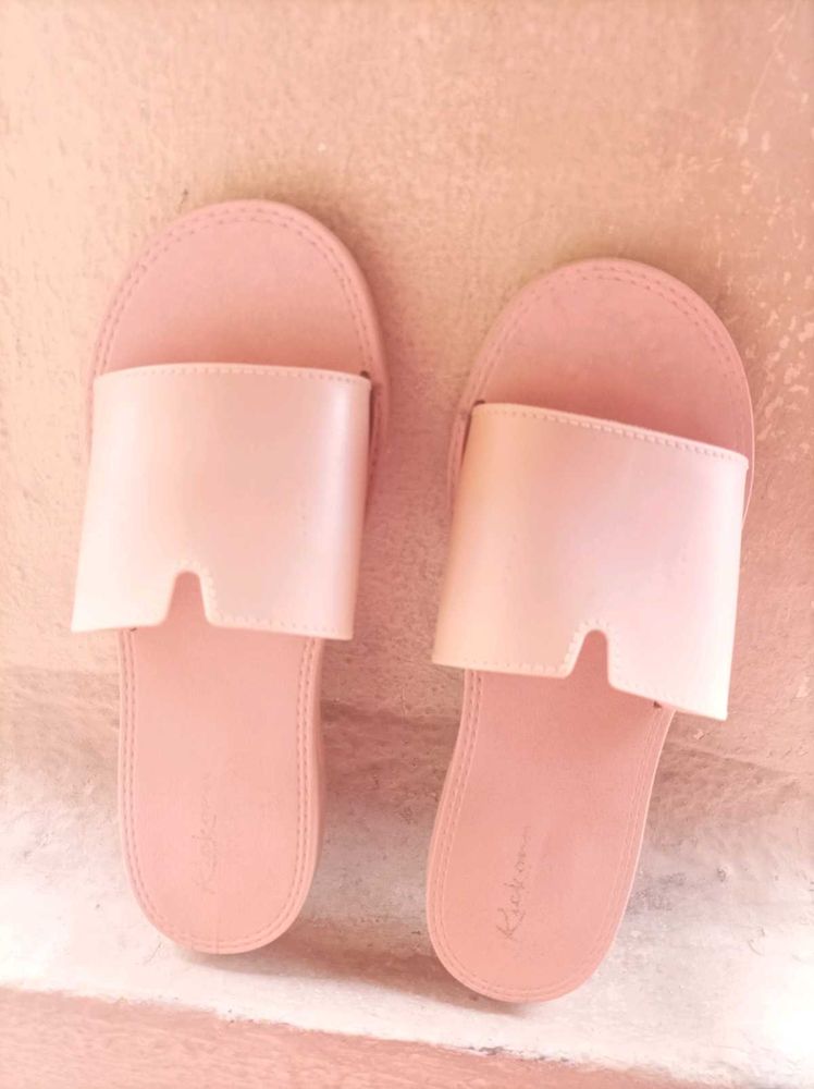 Pink flat For Indoor