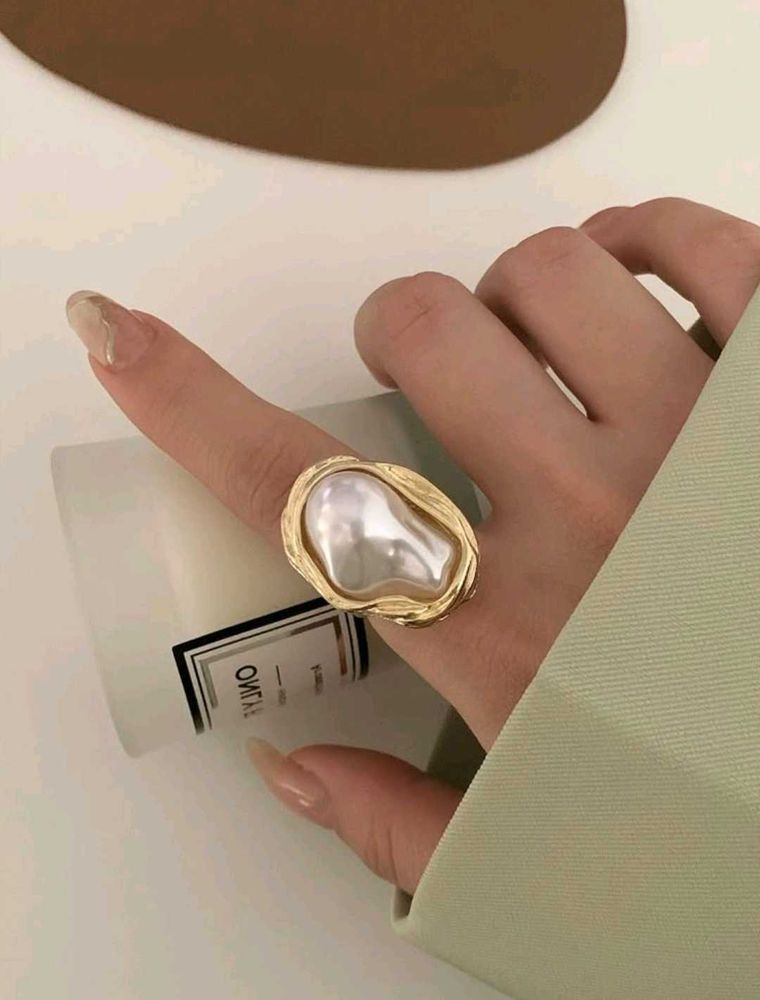 Unique Pearl Statement Ring